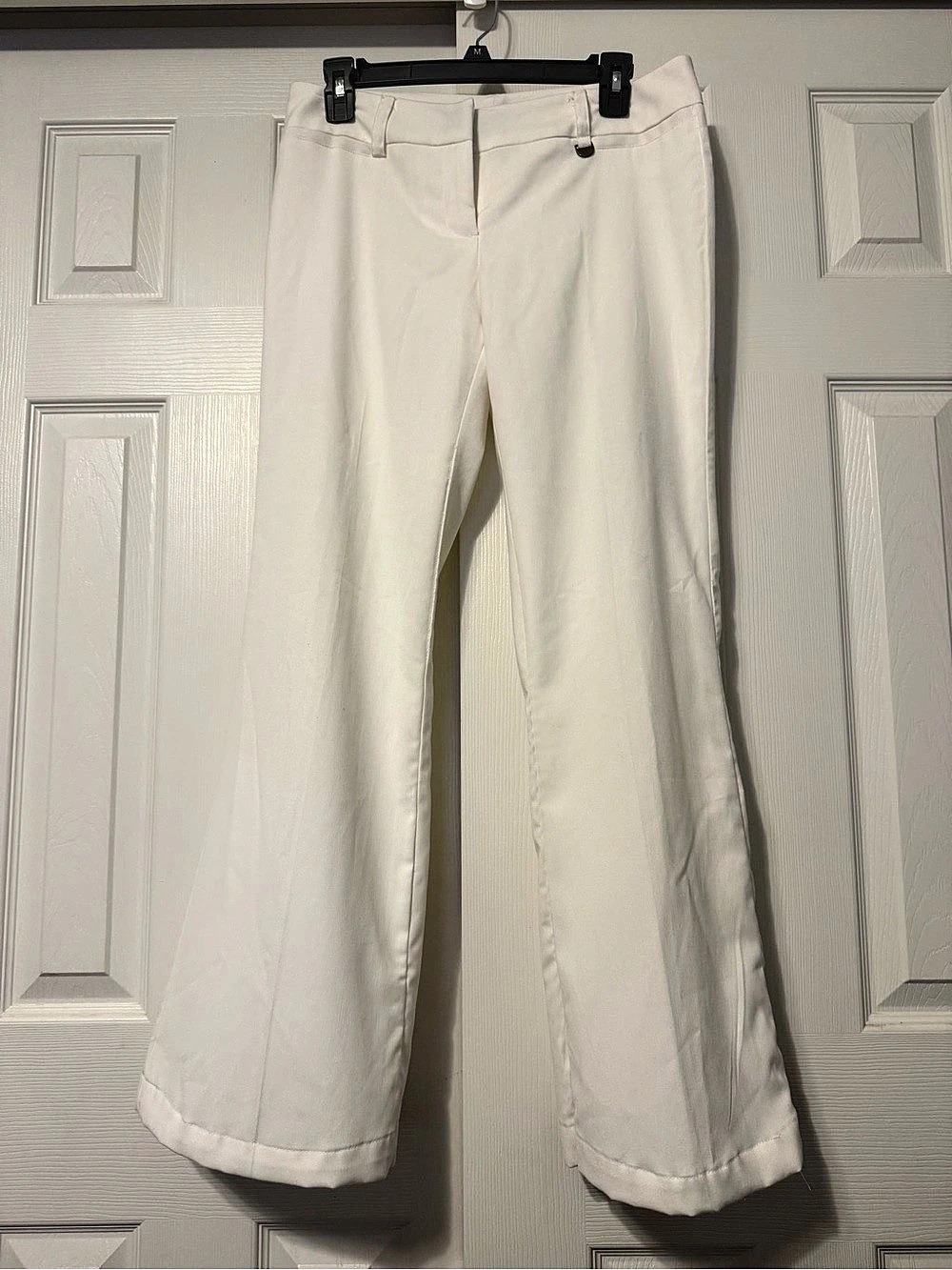 New York & Company cream color flare Pants Size 4